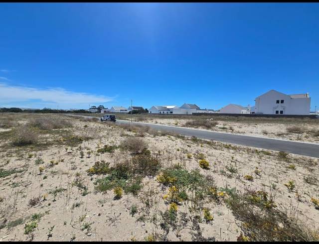 LAND FOR SALE IN BRITANNIA BAY